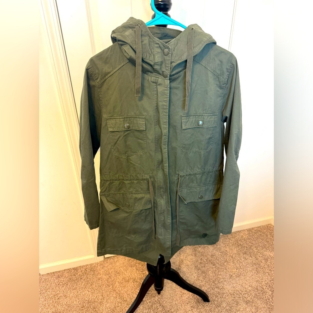 Light weight jacket